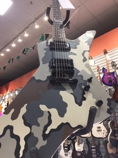 ESP Guitars - LSNAKEBYTECAMO 2